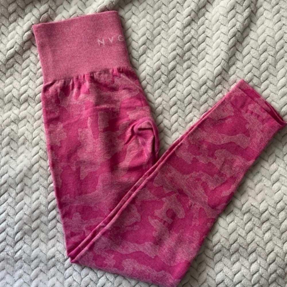 NVGTN Pink Camo Leggings